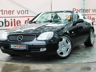 Usata Mercedes SLK200 136 CV (100 kW) 1999 Nero Cabrio