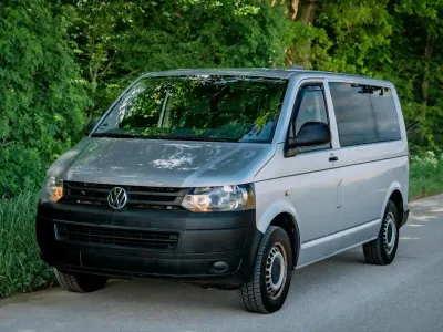 Gebraucht VW Transporter 140 PS (102 kW) 2014 Grau Van
