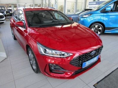 Neu Ford Focus ST-Line 125 PS (91 kW) 2025 Rot Kombi