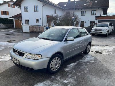 Silber Gebraucht 1998 Audi A3 Sport Limousine | 3.490 € (Teuer)