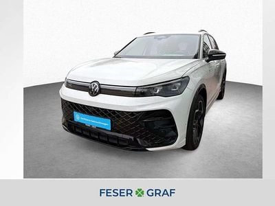 Gebraucht VW Tiguan R-line 150 PS (110 kW) 2024 Oryxweiß perlmutteffekt SUV