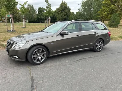 Gebraucht Mercedes E350 Avantgarde 231 PS (169 kW) 2010 Braun Kombi