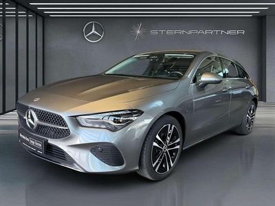 Gebraucht Mercedes CLA180 Shooting Brake 116 PS (85 kW) 2024 Grau Kombi