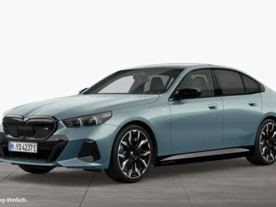 Gebraucht BMW i5 Performance 442 kW (601 PS) 2025 Cape york grün Limousine