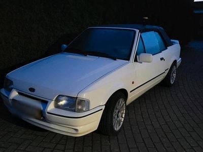 Gebraucht Ford Escort Cabriolet 1986 Weiß Cabrio