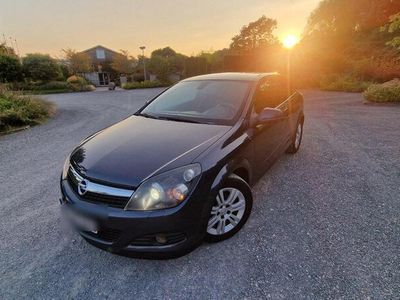 Opel Astra GTC