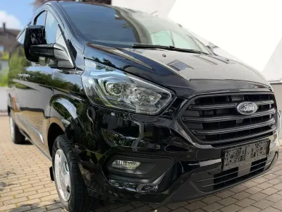 Gebraucht Ford Transit Custom 131 PS (96 kW) 2021 Schwarz Van / Kleinbus