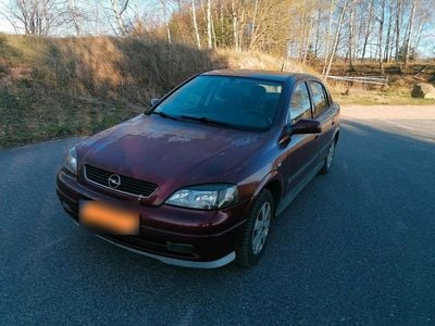 Occasion Opel Astra Njoy 84 PK (61 kW) 2002 Rood Sedan