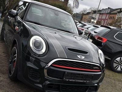 Gebraucht Mini John Cooper Works 231 PS (169 kW) 2016 Rebel green Kleinwagen