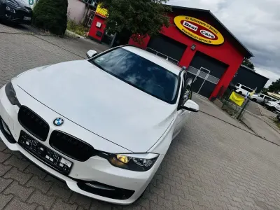 Gebraucht BMW 320 Sport Line 184 PS (135 kW) 2013 Weiß Kombi