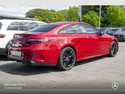 Używany Mercedes E53 AMG AMG 435 KM (319 kW) 2023 Czerwony Coupe