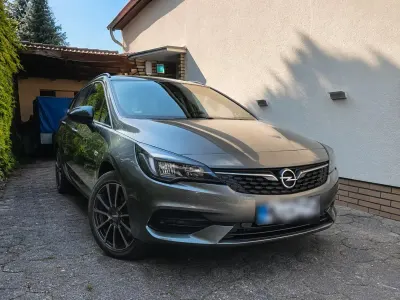 Gebraucht Opel Astra 122 PS (89 kW) 2022 Grau Kleinwagen
