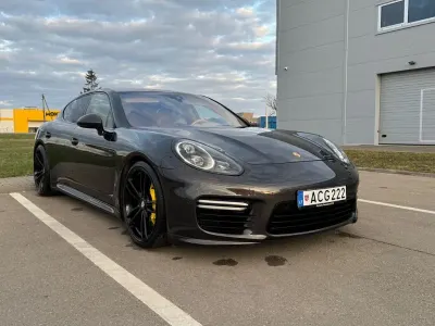 Begagnad Porsche Panamera 250 HK (183 kW) 2014 Beige Halvkombi