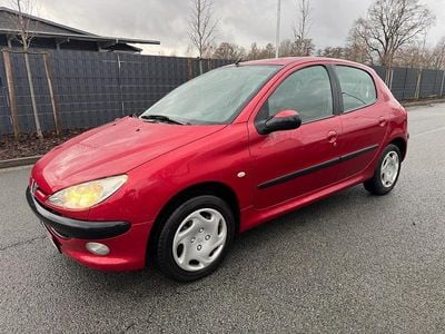 Gebraucht Peugeot 206 75 PS (55 kW) 2003 Rot Kleinwagen