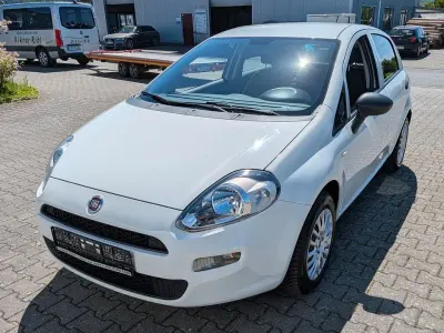 Gebraucht Fiat Punto 69 PS (50 kW) 2018 Weiß Kleinwagen