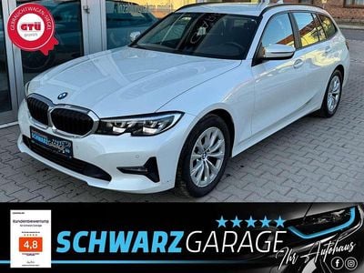 Weiß Gebraucht 2022 BMW 320 Sport Line Kombi | 21.490 € (Superpreis)