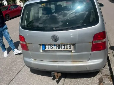 Używany VW Touran 101 KM (74 kW) 2006 Szary Minivan