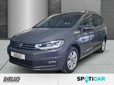 Gebraucht VW Touran Comfortline 150 PS (110 kW) 2022 Grau Van / Kleinbus