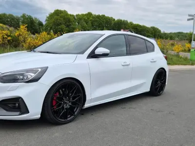 Gebraucht Ford Focus Performance Edition 280 PS (205 kW) 2019 Weiß Coupé