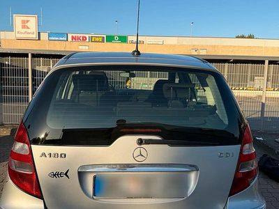 Mercedes A180