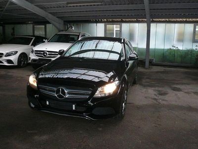 Gebraucht Mercedes C250 204 PS (150 kW) 2015 Schwarz Kombi