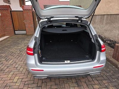 Usata Mercedes E220 Avantgarde 194 CV (142 kW) 2016 Argento Berlina