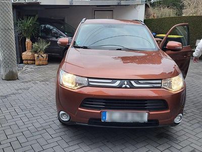 Gebraucht Mitsubishi Outlander 110 PS (80 kW) 2012 SUV