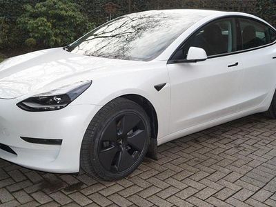 Second-hand Tesla Model 3 350 kW (476 CP) 2021 Alb Berlinǎ
