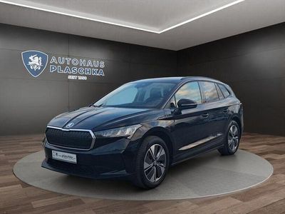 Blackmagic perleffekt (schwarz) Gebraucht 2024 Skoda Enyaq iV Loft SUV | 33.450 € (Fairer Preis)