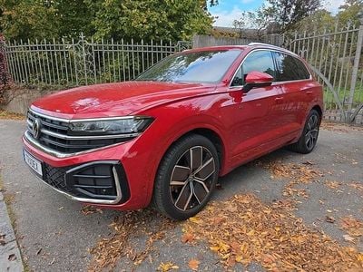 Gebraucht VW Touareg R-line 286 PS (210 kW) 2023 Chilirot metallic SUV