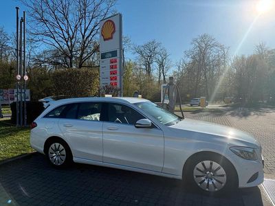 Gebraucht Mercedes C220 170 PS (125 kW) 2016 Weiß Kombi