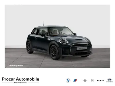 Occasion Mini Cooper SE Classic 135 kW (184 PK) 2023 Zwart Hatchback