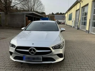 Gebraucht Mercedes CLA180 136 PS (100 kW) 2022 Silber Coupé