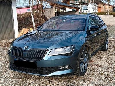 Gebraucht Skoda Superb SportLine 280 PS (205 kW) 2018 Grau Kombi