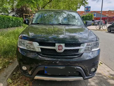 Gebraucht Fiat Freemont 170 PS (125 kW) 2013 Schwarz SUV