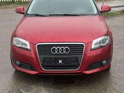 Gebraucht Audi A4 Ambiente 160 PS (117 kW) 2009 Rot Limousine