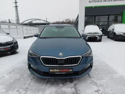 Usata Skoda Scala Drive 116 CV (85 kW) 2020 Blu Utilitaria