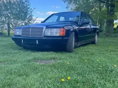 Gebraucht Mercedes 190 118 PS (86 kW) 1987 Schwarz Limousine