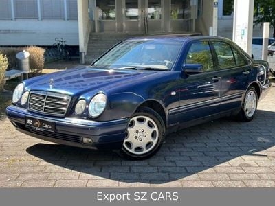 Mercedes E320