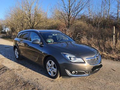 Second-hand Opel Insignia 140 CP (102 kW) 2014 Maro Break