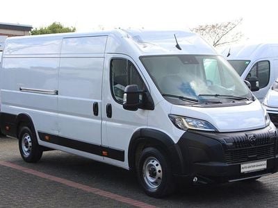 Gebraucht Peugeot Boxer 140 PS (102 kW) 2024 Weiß icy Van