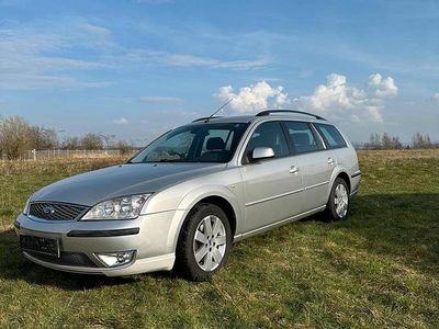 Gebraucht Ford Mondeo 125 PS (91 kW) 2007 Silber Kombi