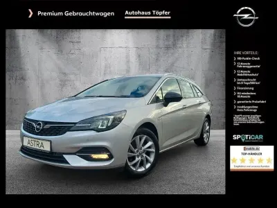 Usata Opel Astra Elegance 122 CV (89 kW) 2022 Argento Utilitaria