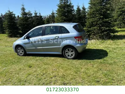 Gebraucht Mercedes B150 95 PS (69 kW) 2005 Blau Van / Kleinbus