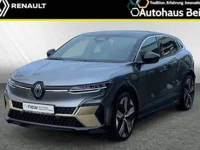 Usata Renault Megane E-Tech Iconic 160 kW (218 CV) 2024 Grigio Berlina