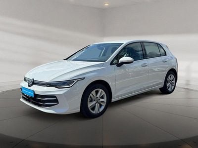 Gebraucht VW Golf VIII Life 116 PS (85 kW) 2025 Pure white Limousine
