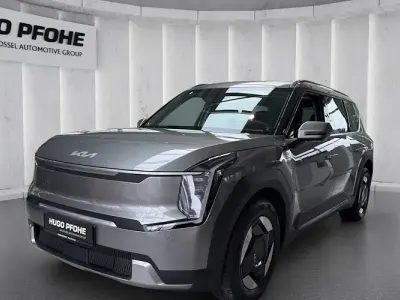 Neu Kia EV9 Air 160 kW (218 PS) 2026 Pebble grey metallic SUV