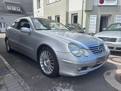Gebraucht Mercedes C200 163 PS (119 kW) 2001 Silber Coupé