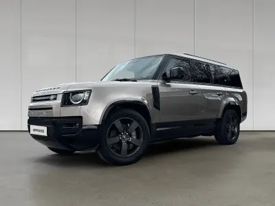 Gebraucht Land Rover Defender HSE Dynamic 304 PS (223 kW) 2023 Lantau bronze SUV