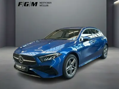 Gebraucht Mercedes A250 AMG line 163 PS (119 kW) 2024 Lack spektralblau Limousine